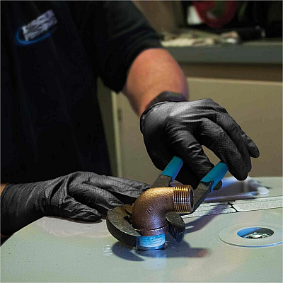 GloveWorks by AMMEX GloveWorks by AMMEX Powder-Free Industrial RDT Nitrile Gloves (GWBN44100)
