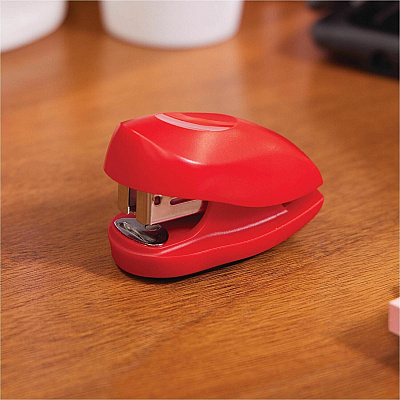 Swingline Tot Mini Stapler with Staples (48212)