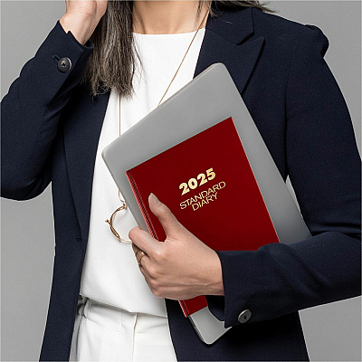 AT-A-GLANCE Standard Diary Daily Diary, 2026 Edition, Medium/College Rule, Red Cover, (200) 9.5 x 7.5 Sheets (SD37413)