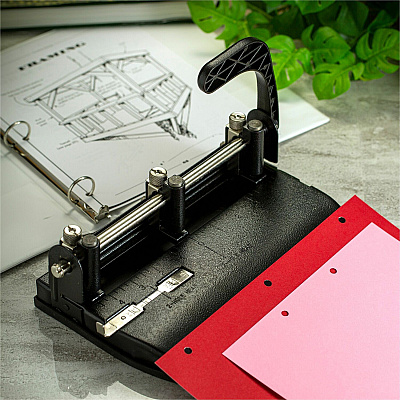 Officemate Heavy-Duty 2-3 Hole Punch with Lever Handle (OIC90078)