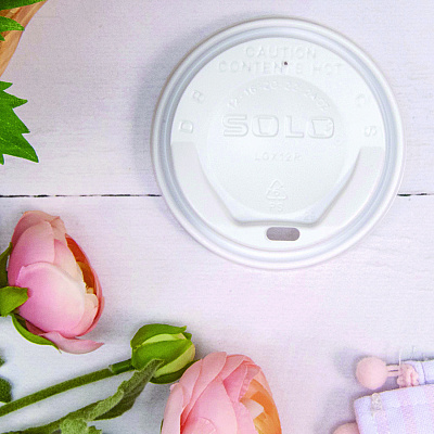 Solo The Gourmet Lid Hot Cup Lids for Trophy Plus, Fits 12 oz to 20 oz, White, 1,500/Carton (SCCLGXW2)