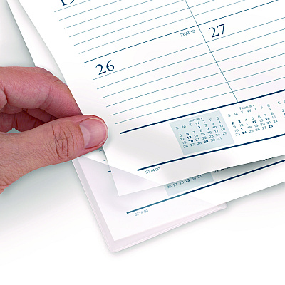 AT-A-GLANCE Desk Pad, 21.75 x 17, White Sheets, Black Binding, Clear Corners, 12-Month (Jan to Dec): 2026 (ST2400)