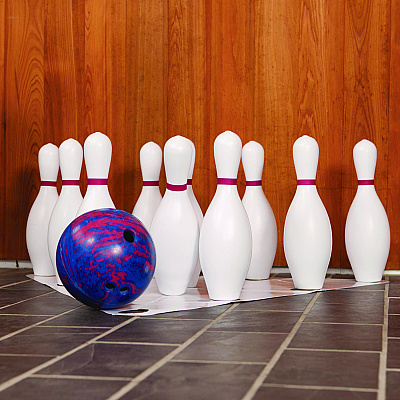 Champion Sports Plastic Bowling Pin Set, White, 10/Set (CSIBP10)