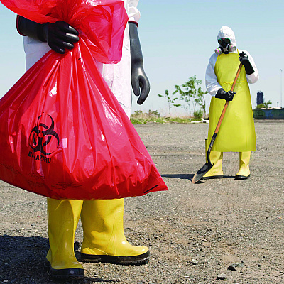 KleenGuard A70 Chemical Spray Protection Aprons, Polyethylene-Coated Fabric, One Size Fits Most, Yellow, 100/Carton (KCC97790)