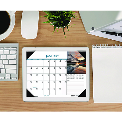 House of Doolittle Earthscapes Scenic Desk Pad Calendar, Scenic Photos, 18.5 x 13, White Sheets, Black Binding/Corners,12-Month (Jan-Dec): 2026 (1476)