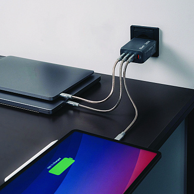 Verbatim 240 W 4-Port GaN Wall Charger, Black/Gray (VER32205)