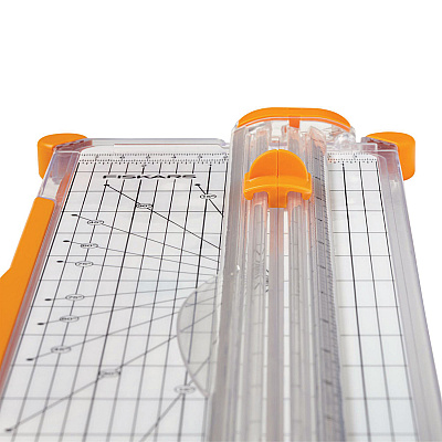Fiskars SureCut Scrapbooking Paper Trimmer, 10 Sheets, 12" Cut Length, 7.08 x 16.93 (1071220)