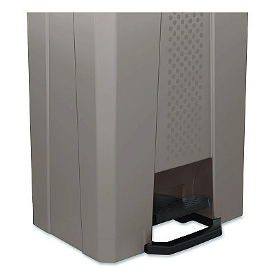 Suncast Commercial Step-On Trash Can, 23 gal, Resin, Platinum Metallic (TCST23)