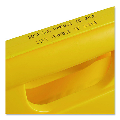 Carlisle Wet Floor Sign (English/Spanish), 11 x 25 x 25, Yellow (3690000)