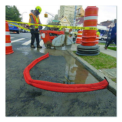 Quick Dam Outdoor Grab and Go Bucket Kit, (4) Hi-Vis 10 ft Flood Barriers (QDGG104HV)