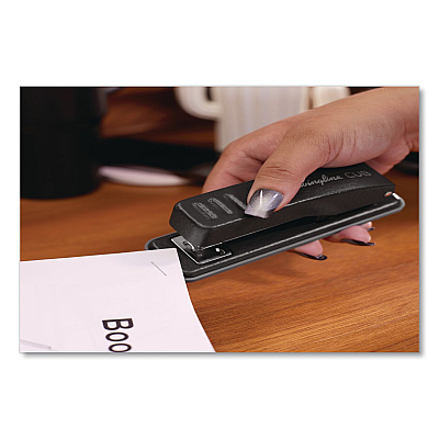 Swingline Cub Compact Metal Stapler, 20 Sheet Capacity, Matte Black (1068)
