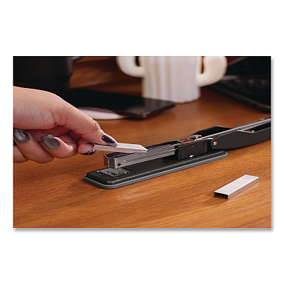 Swingline Cub Compact Metal Stapler, 20 Sheet Capacity, Matte Black (1068)
