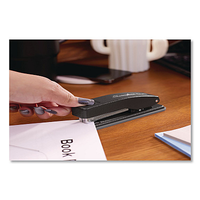 Swingline Cub Compact Metal Stapler, 20 Sheet Capacity, Matte Black (1068)