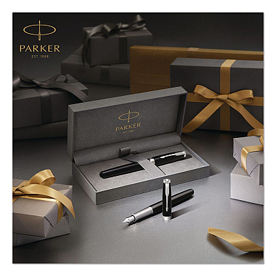 Parker Sonnet Fountain Pen, with Gift Box, Medium 1 mm, Black Ink, Black/Gold Barrel (1931495)