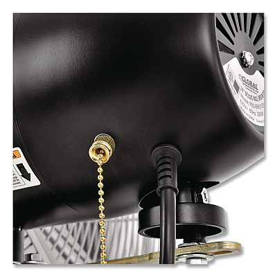 Global Industrial Deluxe Oscillating Wall Mount Fan, 24" (258321)
