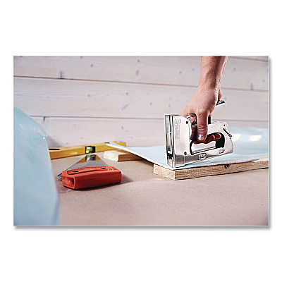 Rapid PRO R34E Heavy-Duty Staple Gun, 1/4" to 9/16" Flatwire Staples (20511550)