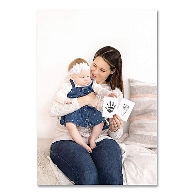 pearhead Babyprints Clean-Touch Ink Pad, Newborn Size Accommodates Hand/Feet Up to 2.25" x 3.5", Clean-Touch Ink Pad/(2) Imprint Cards (00007)