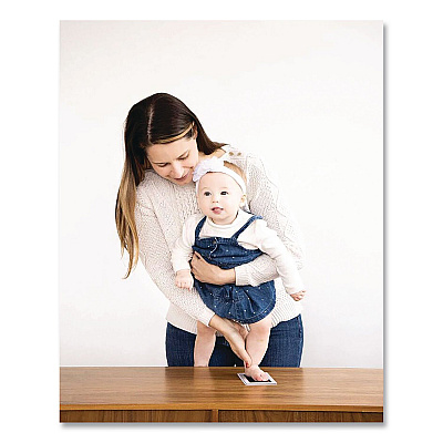 pearhead Babyprints Clean-Touch Ink Pad, Newborn Size Accommodates Hand/Feet Up to 2.25" x 3.5", Clean-Touch Ink Pad/(2) Imprint Cards (00007)