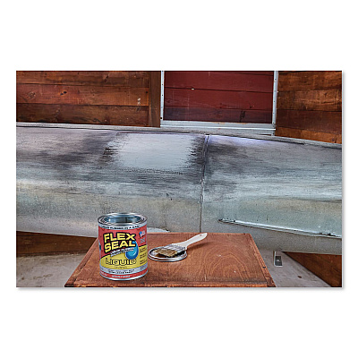 Flex Seal Liquid Rubber Sealant Coating Liquid, 32 oz Can, Dries Clear, 6/Carton (LFSCLRR32)