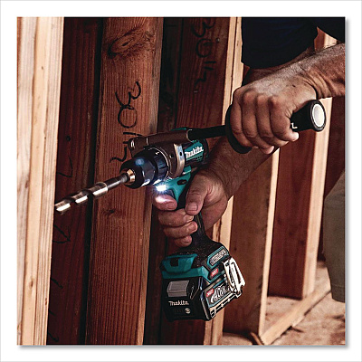 40V MAX XGT Brushless Lithium-Ion 1/2" Cordless Hammer Drill Driver and Four-Speed Impact Driver Combo Kit (Reconditioned) (GT200DR)