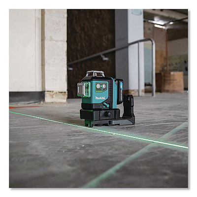 12V max CXT Lithium-Ion Self-Leveling Cordless Three-Plane Laser Kit (SK700GDNAJ)