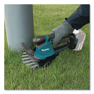 18V LXT Brushed Lithium-Ion Cordless Grass Shear with Hedge Trimmer Blade (Tool Only) (Reconditioned) (XMU04ZXR)