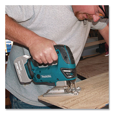 18V LXT Brushed Lithium-Ion Cordless Grass Shear with Hedge Trimmer Blade (Tool Only) (Reconditioned) (XMU04ZXR)