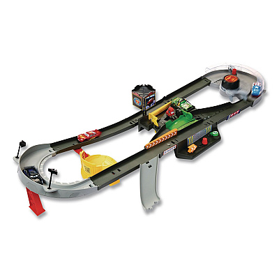 Cars Piston Cup Action Speedway Playset, Ages 4 and Up (HPD81)
