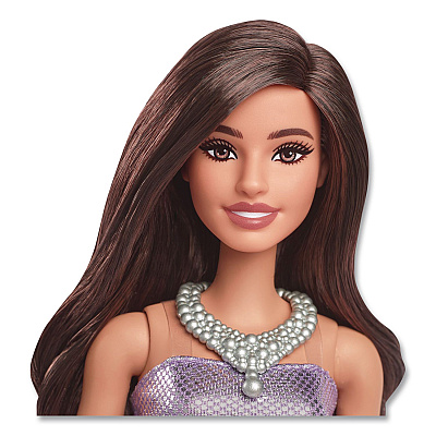 Fashionistas Doll, Ages 3 and Up (HYT92)