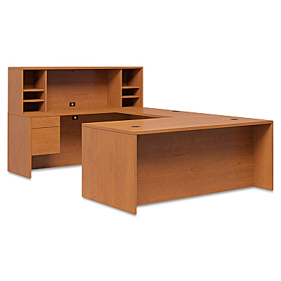 HON 10500 Series "L" Workstation Right Pedestal Desk with 3/4 Height Pedestal, 72" x 36" x 29.5", Harvest (HON10585RCC)