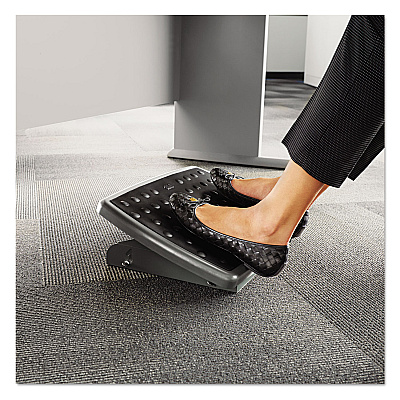 3M Adjustable Height/Tilt Footrest, Nonskid Platform, 18w x 13d x 4 to 4.75h, Charcoal Gray (FR330)