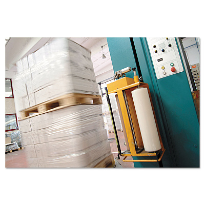 Universal Machine Stretch Film, 20" x 5,000 ft, 20.3 mic, (80-Gauge), Clear (UNVM205080)