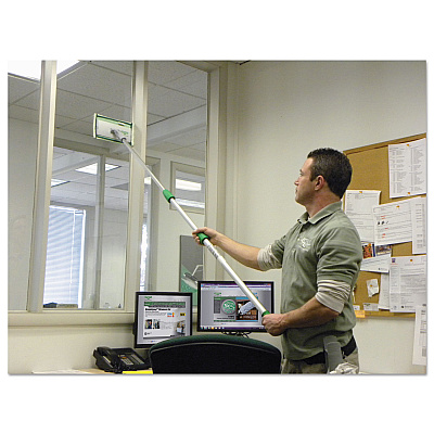 Unger SpeedClean Window Cleaning Kit, 72" to 80", Extension Pole With 8" Pad Holder, Silver/Green (UNGCK053)