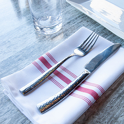 Mariposa Bistro Napkin 18x22 Red Stripe, Pack Of 12 (PNP-BISTRO-R)