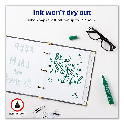 Avery MARKS A LOT Regular Desk-Style Permanent Marker, Broad Chisel Tip, Green, Dozen (7885) (AVE07885)