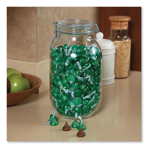 Hershey's KISSES, Milk Chocolate, Green Wrappers, 66.7 oz Bag (60347)