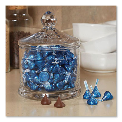 Hershey's KISSES, Milk Chocolate, Dark Blue Wrappers, 66.7 oz Bag (HRS60194)