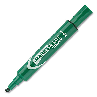 Avery MARKS A LOT Regular Desk-Style Permanent Marker, Broad Chisel Tip, Green, Dozen (7885) (AVE07885)