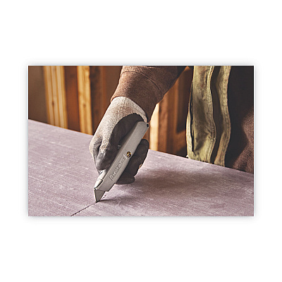 Stanley Classic 99 Utility Knife with Retractable Blade, 6" Die Cast Handle, Gray (BOS10099)