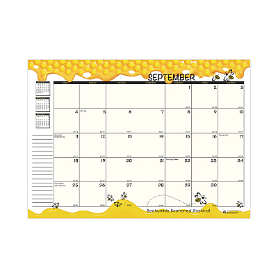 House of Doolittle Recycled Academic Honeycomb Planner, Honeycomb Artwork, 10 x 7, Multicolor Cover, 12-Month (Aug to July): 2025 to 2026 (266502)