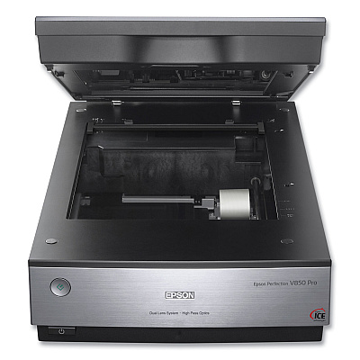 Epson Perfection V850 Pro Scanner, Scans Up to 8.5" x 11.7", 6400 dpi Optical Resolution (B11B224201)