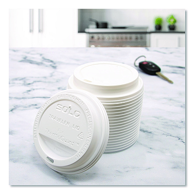 Solo Traveler Sip Through Lids for ThermoGuard Hot Cups, Fits 12, 16, 20, 24 oz, White, 1,200/Carton (DCCTL1224TG)