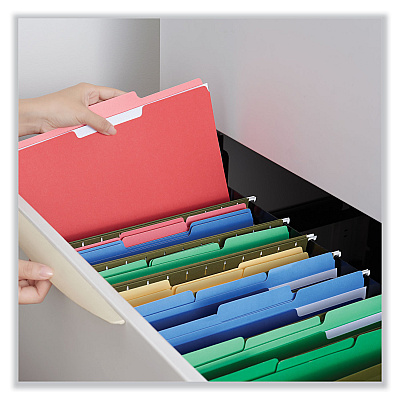 Universal Deluxe Colored Top Tab File Folders, 1/3-Cut Tabs: Assorted, Letter Size, Red/Light Red, 100/Box (UNV10503)