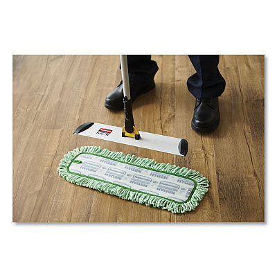 Rubbermaid Commercial Dust Pad with Fringe, Microfiber, 18" Long, Green, 6/Carton (RCPQ418GNCT)
