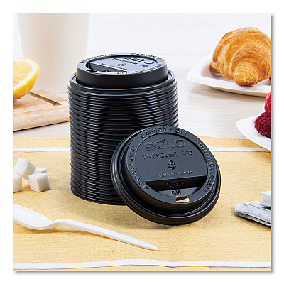 Solo Traveler Cappuccino Style Dome Lid, Fits 10 oz to 24 oz Cups, Black, 100/Sleeve, 10 Sleeves/Carton (SCCTLB316)