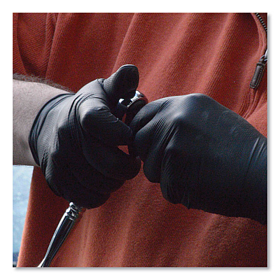 GloveWorks by AMMEX Heavy-Duty Industrial Nitrile Gloves, Powder-Free, 6 mil, X-Large, Black, 100 Gloves/Box, 10 Boxes/Carton (AXCGWBN48100)