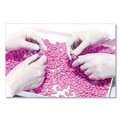 SemperCare Latex Examination Gloves, Cream, Medium, 100/Box, 10 Boxes/Carton (SEZSCLT103)