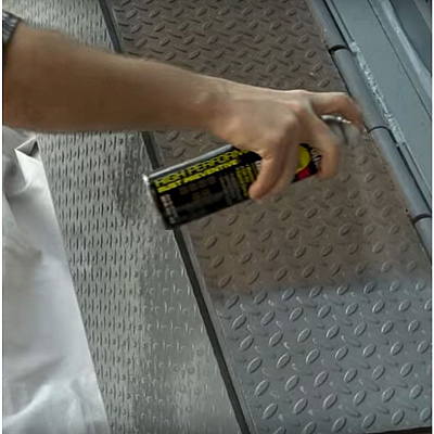 Rust-Oleum Hard Hat High Performance V2100 System Rust Preventive Enamel Spray Paint, Flat Safety Red, 15 oz Aerosol Can, 6/Carton (V2163838)