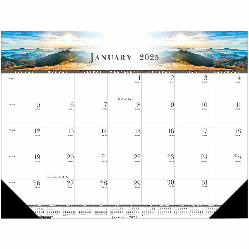 House of Doolittle Recycled Illustrated Desk Pad Calendar (140HD)