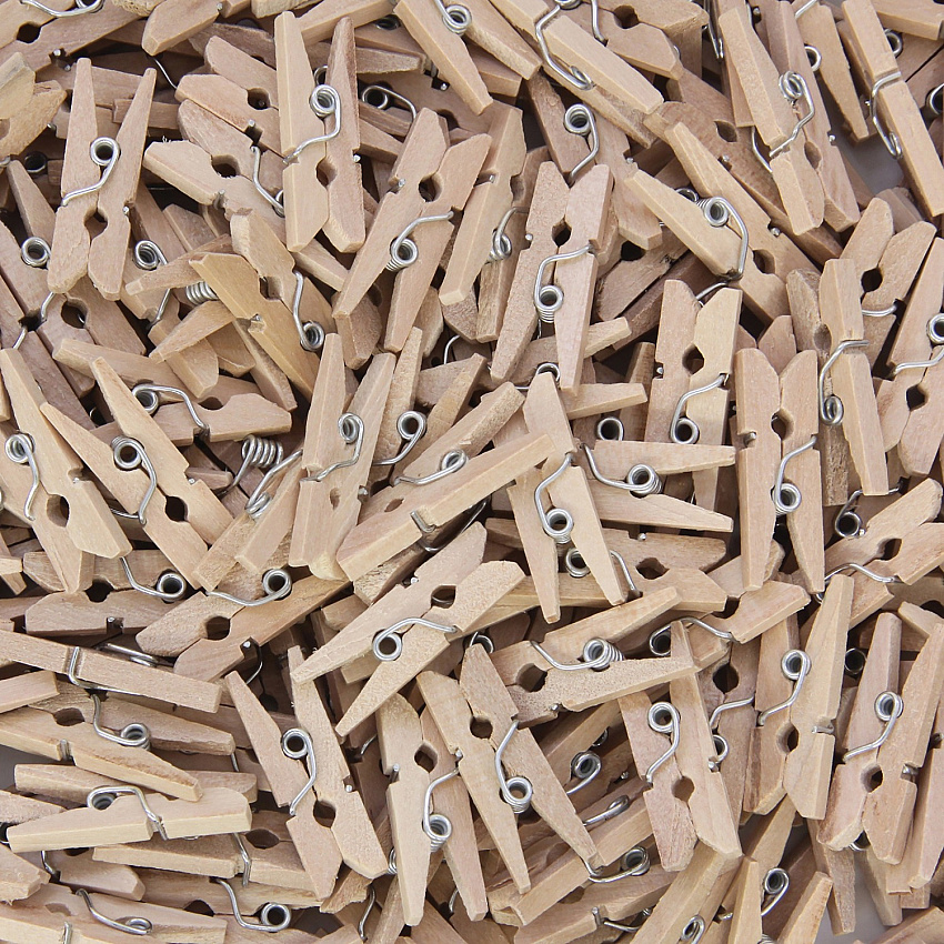 Creativity Street WoodCrafts Natural Mini Clothespins (PAC367201)